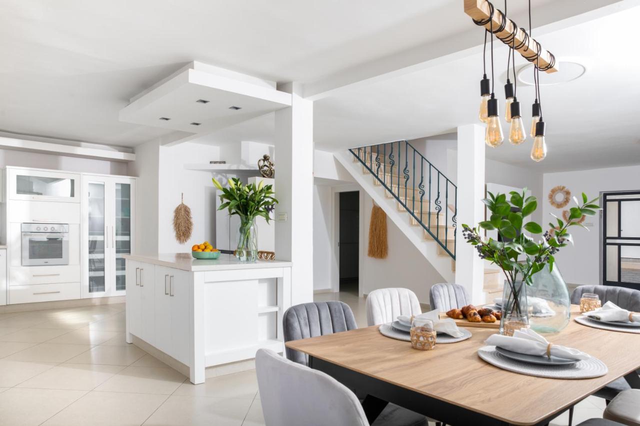 By Eezy- דירה משפחתית מפנקת 3 חדרי שינה - Hanechoshet Holiday home